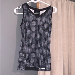 Women’s dry fit work out tank top